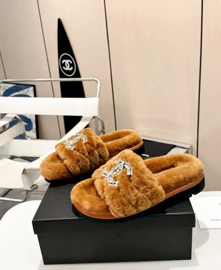 hype Chanel Slippers