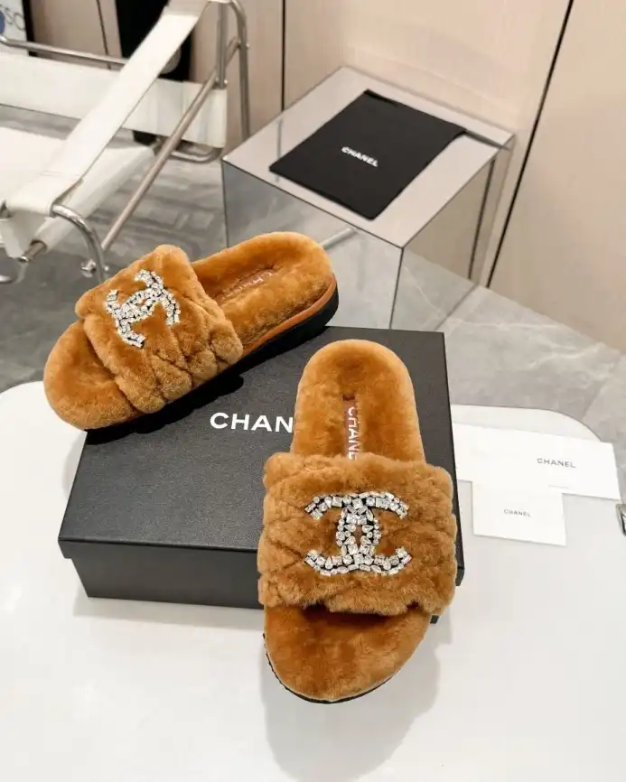 hype Chanel Slippers