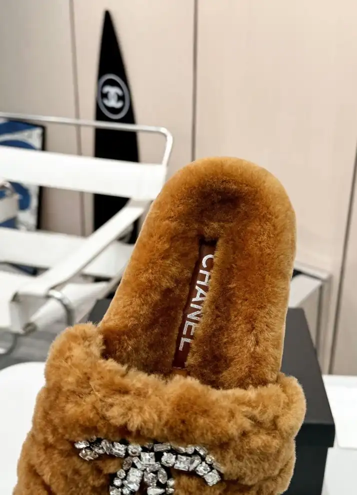 hype Chanel Slippers