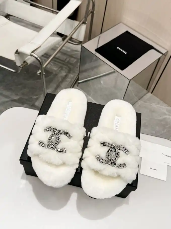 hype Chanel Slippers