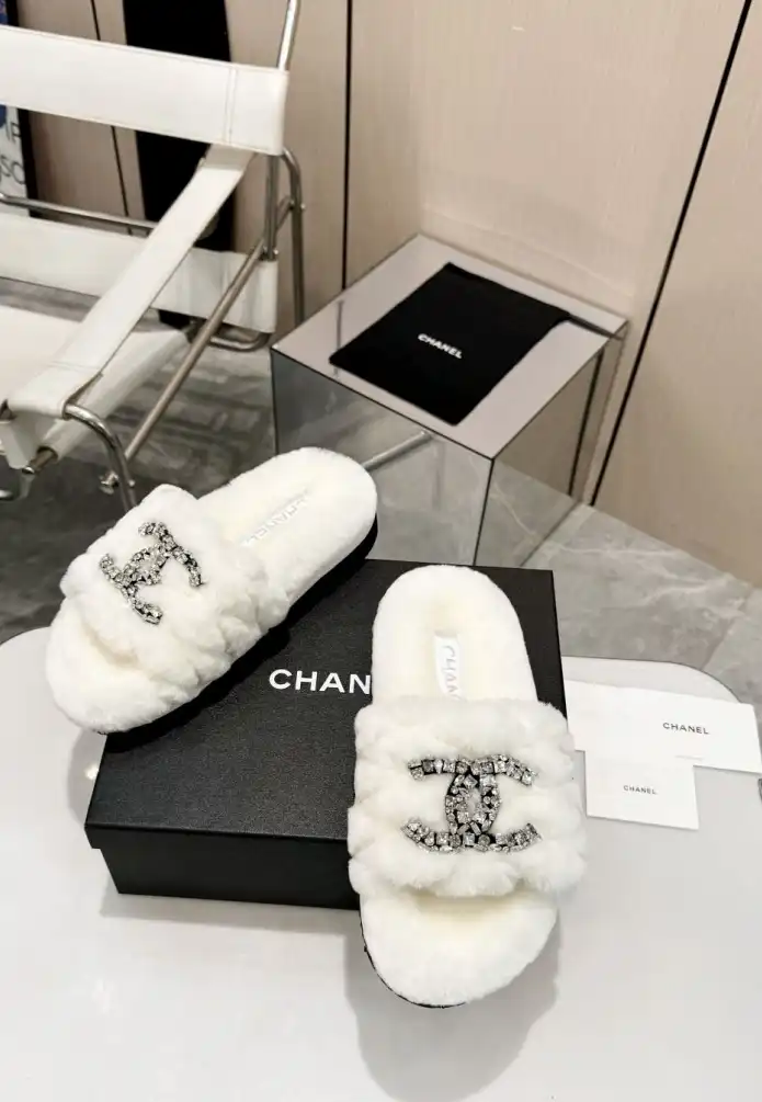 hype Chanel Slippers