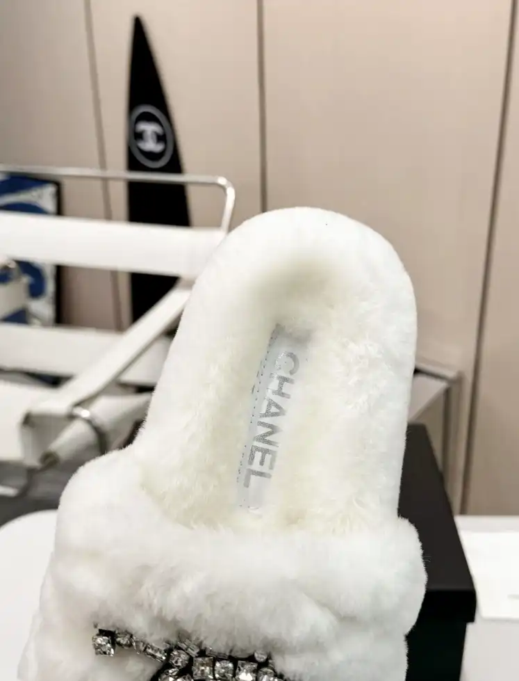 hype Chanel Slippers