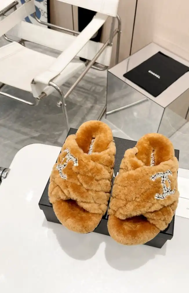 hype Chanel Slippers