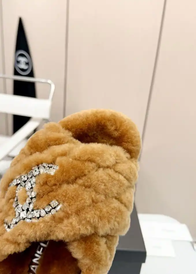 hype Chanel Slippers