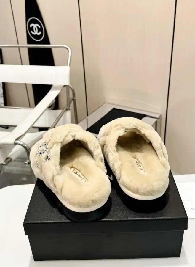 hype Chanel Slippers