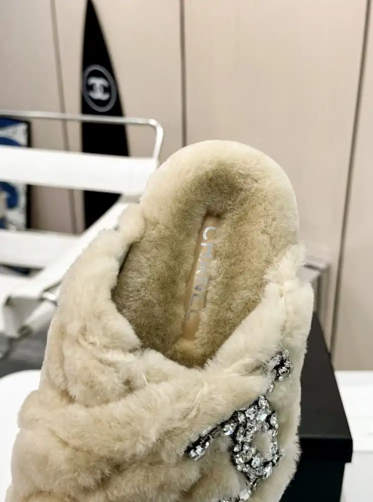 hype Chanel Slippers