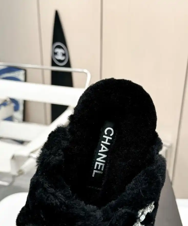 hype Chanel Slippers