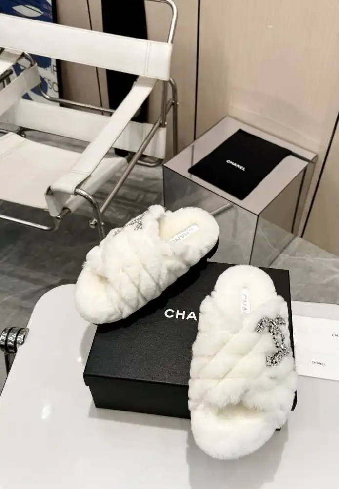 hype Chanel Slippers