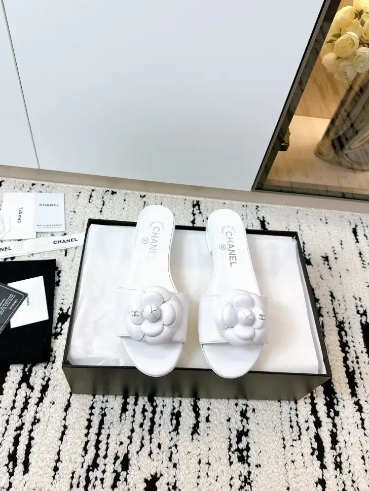 hype Chanel Slippers