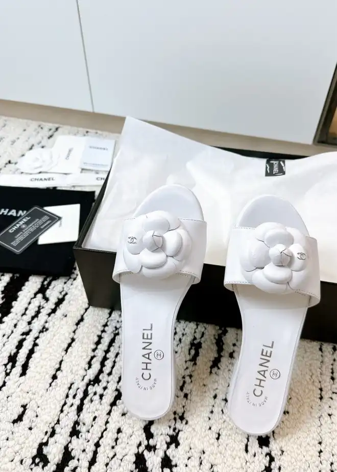 hype Chanel Slippers