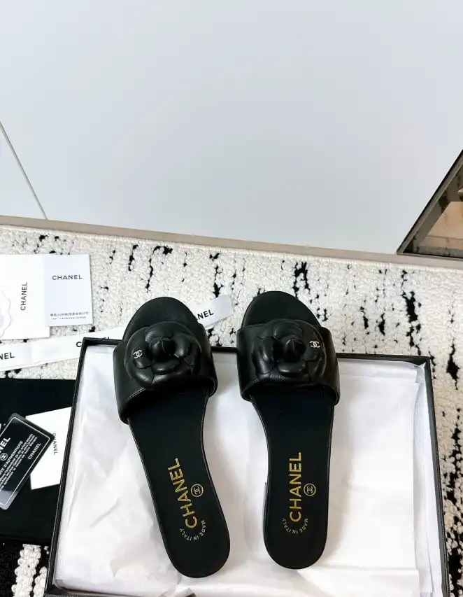 hype Chanel Slippers