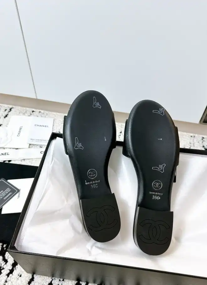 hype Chanel Slippers