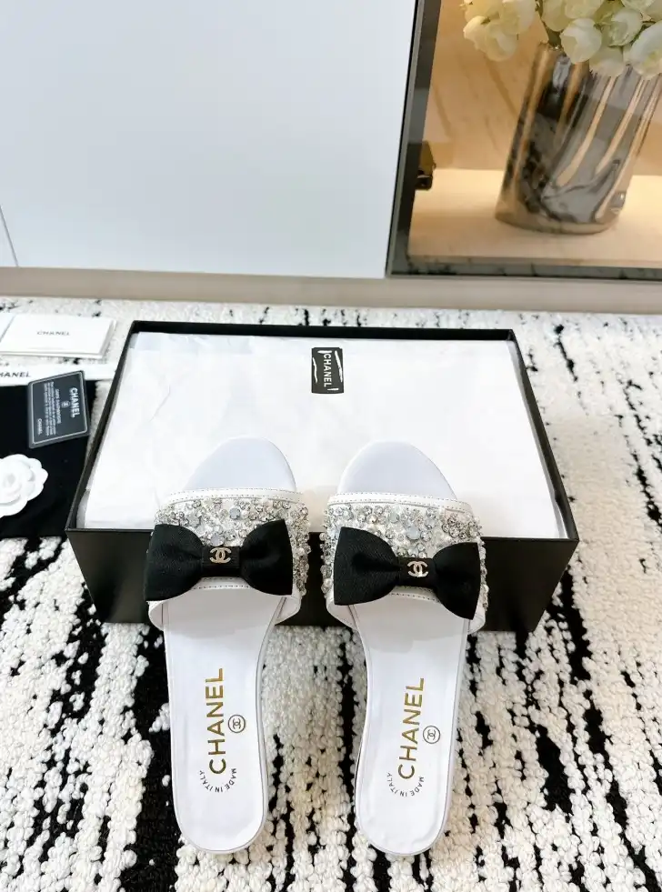 hype Chanel Slippers