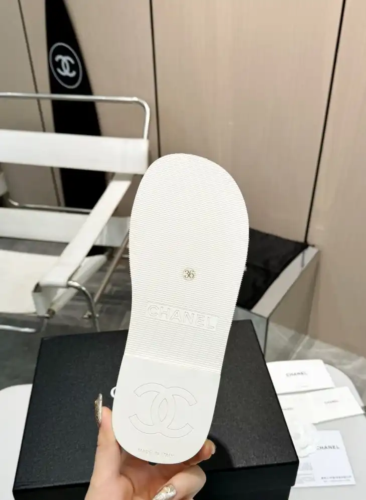 hype Chanel Slippers