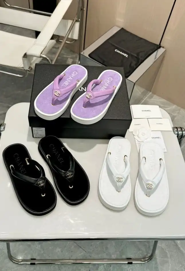 hype Chanel Slippers