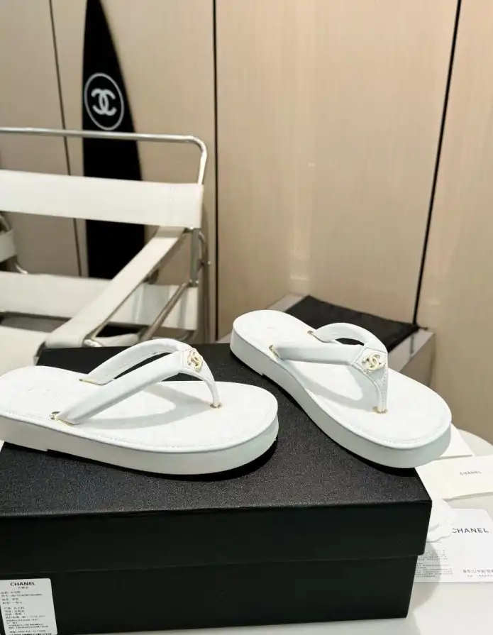 hype Chanel Slippers