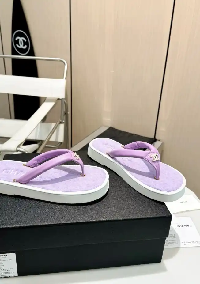 hype Chanel Slippers