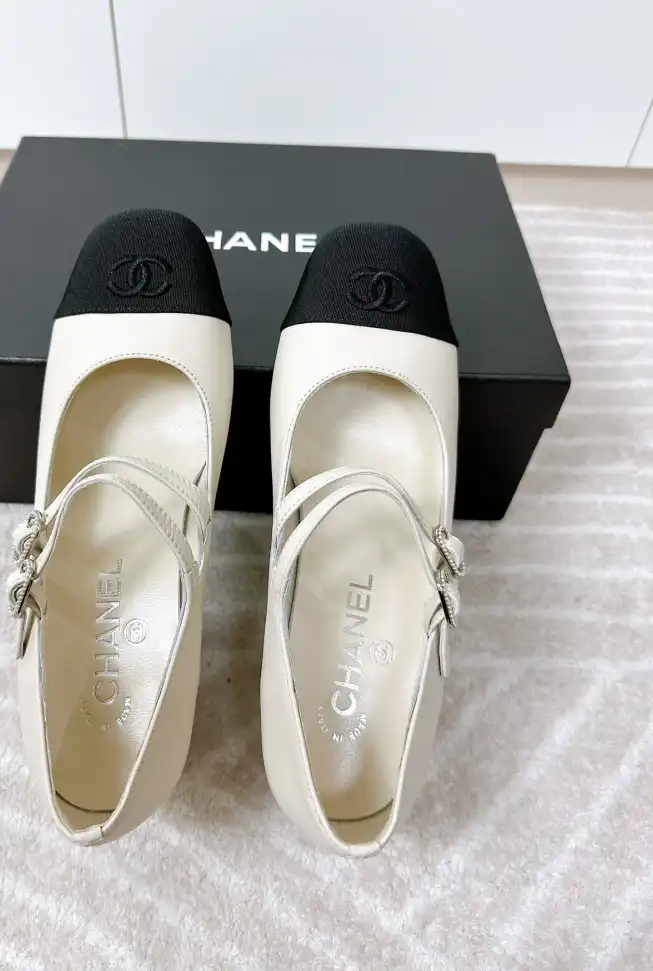 hype Chanel High Heels