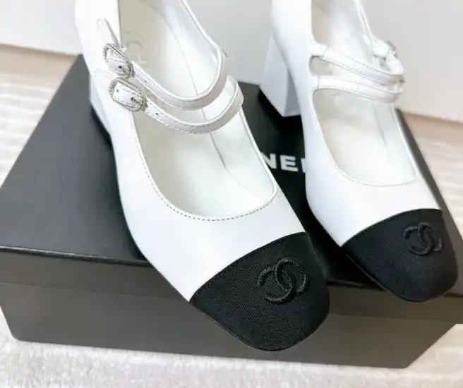 hype Chanel High Heels