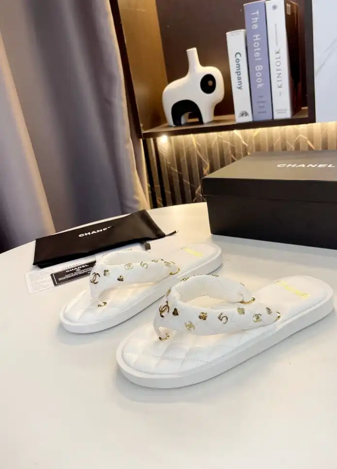 hype Chanel Slippers