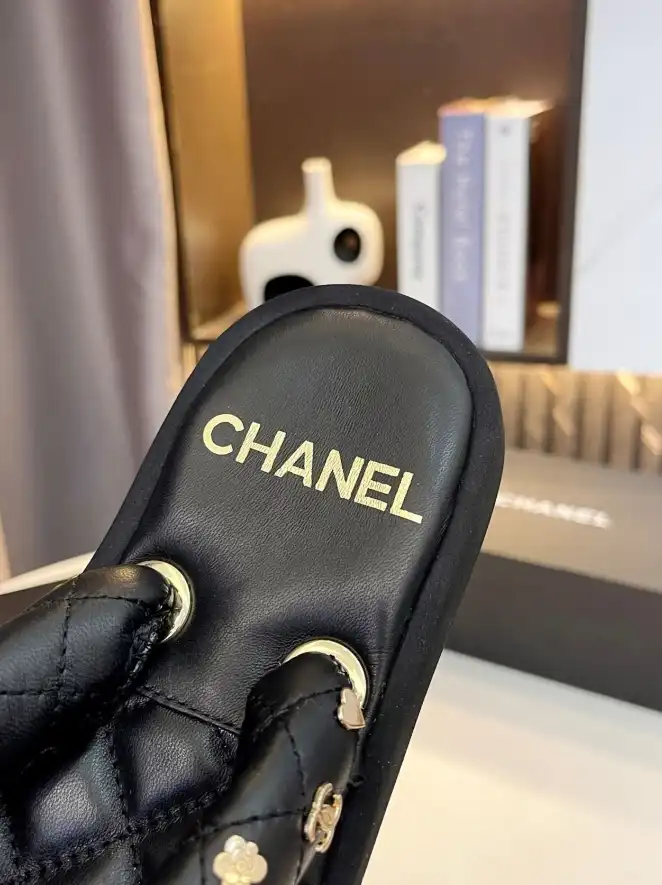 hype Chanel Slippers