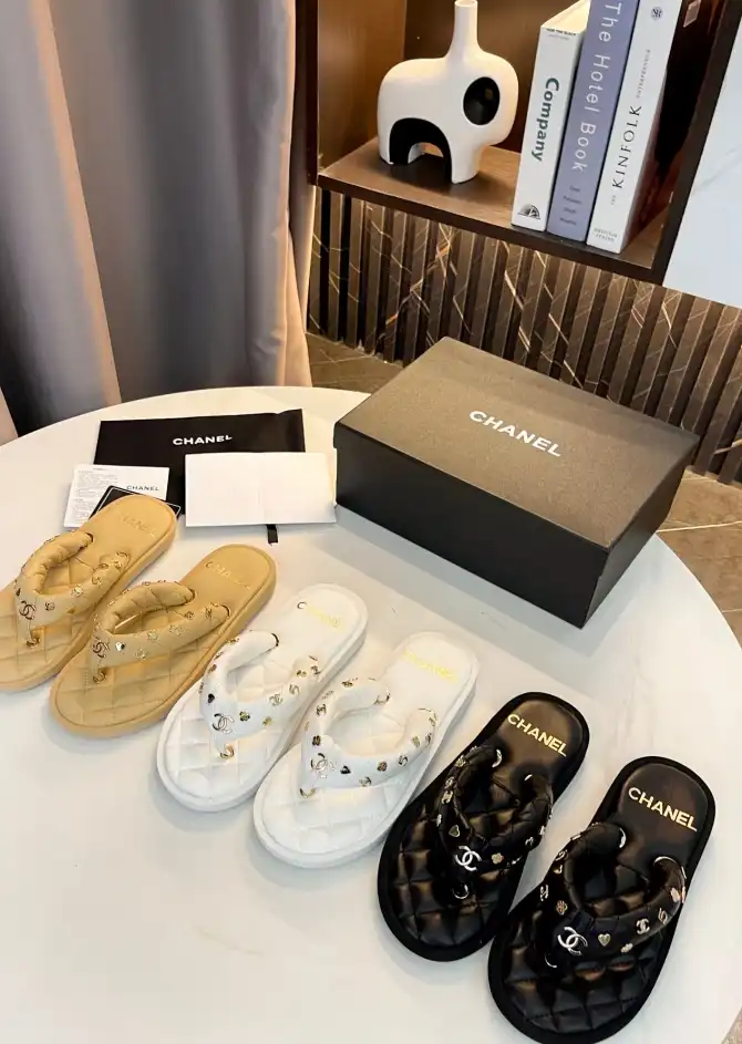 hype Chanel Slippers