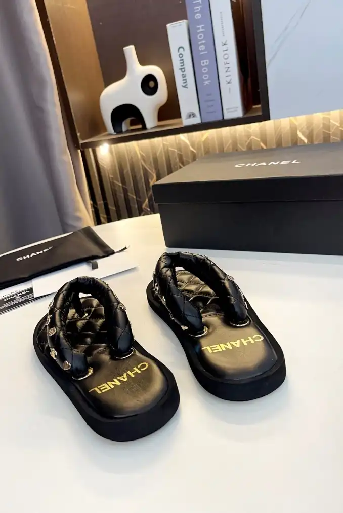 hype Chanel Slippers