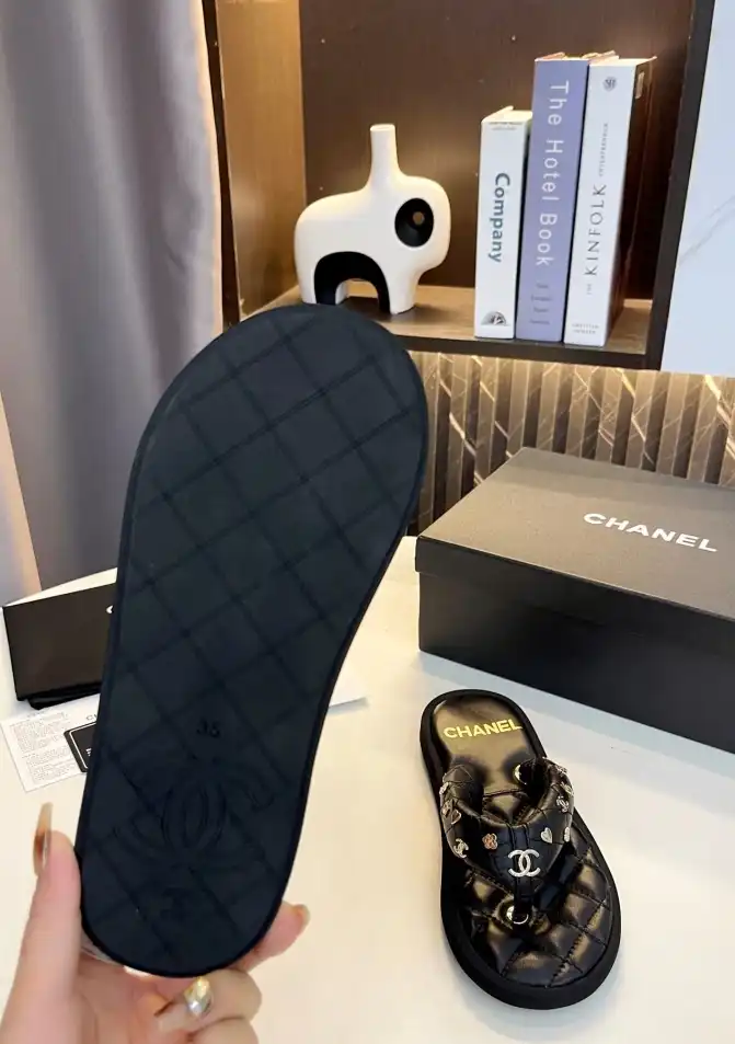 hype Chanel Slippers