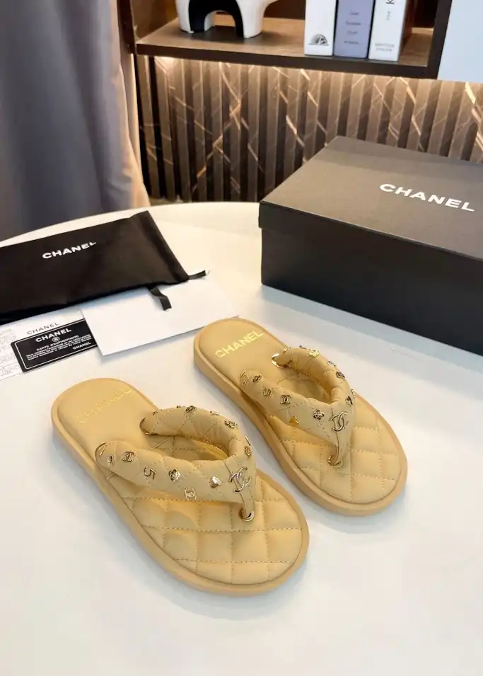 hype Chanel Slippers