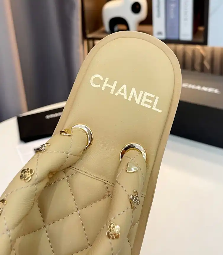 hype Chanel Slippers