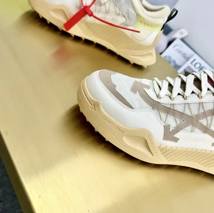 hype Off-White Sneakers