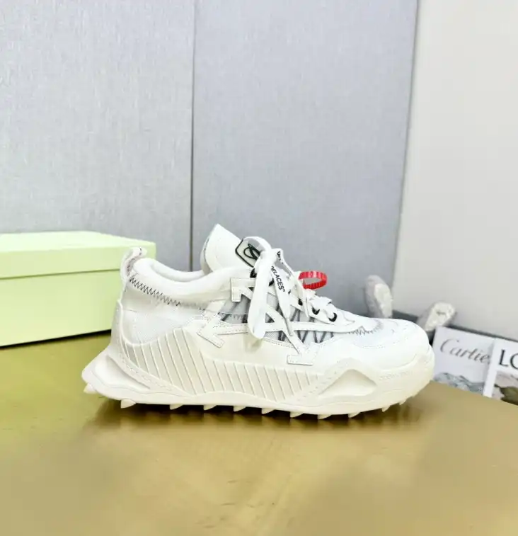 hype Off-White Sneakers