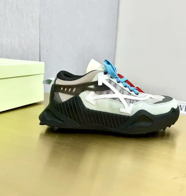 hype Off-White Sneakers