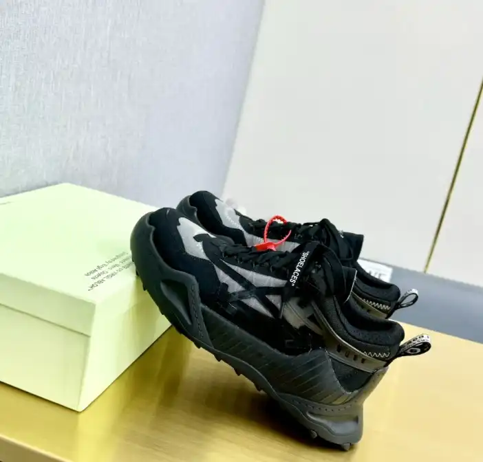 hype Off-White Sneakers