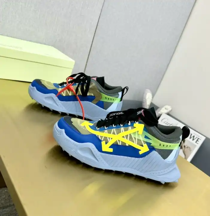 hype Off-White Sneakers