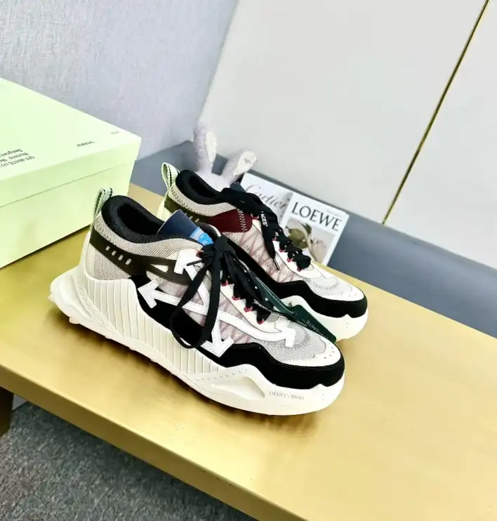 hype Off-White Sneakers