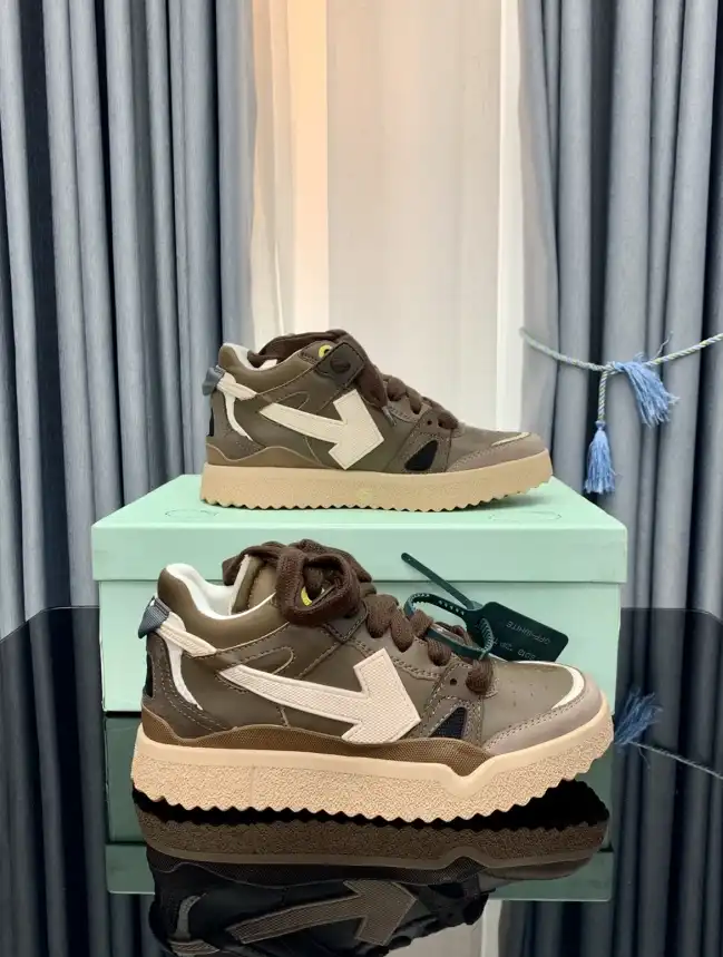 hype Off-White Sneakers