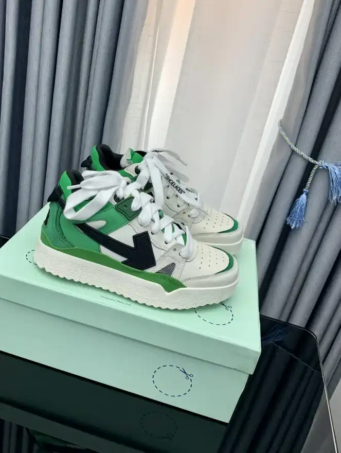 hype Off-White Sneakers