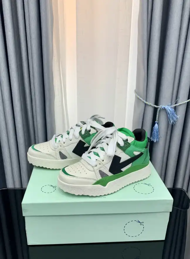 hype Off-White Sneakers