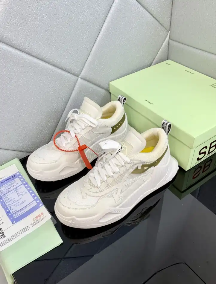 hype Off-White Sneakers