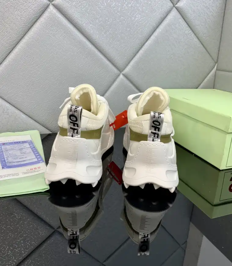 hype Off-White Sneakers