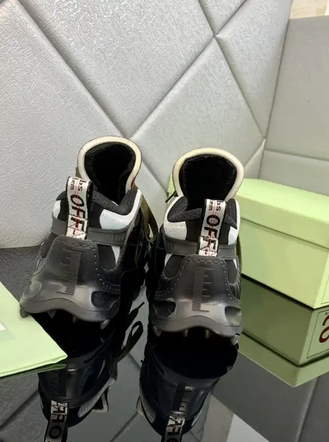 hype Off-White Sneakers