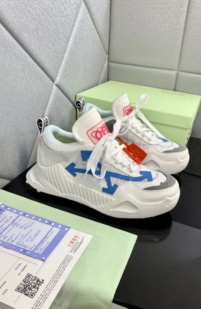 hype Off-White Sneakers