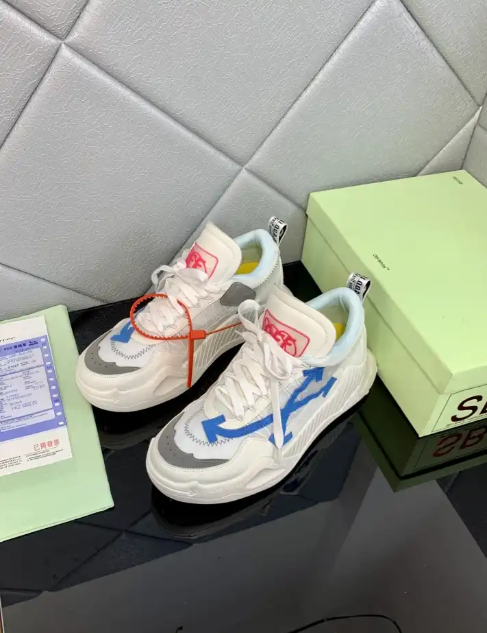 hype Off-White Sneakers