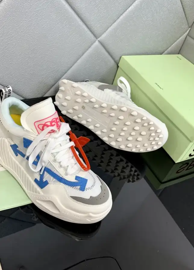 hype Off-White Sneakers