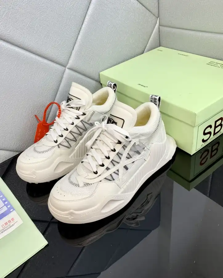 hype Off-White Sneakers