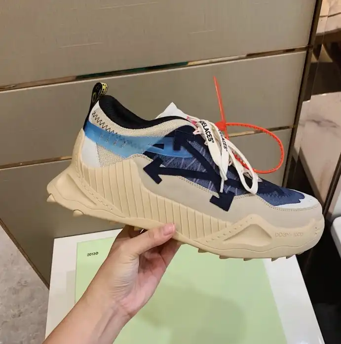 hype Off-White Sneakers