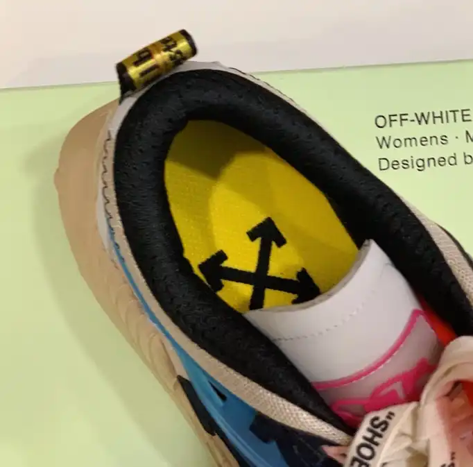 hype Off-White Sneakers