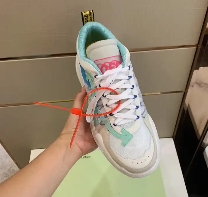 hype Off-White Sneakers