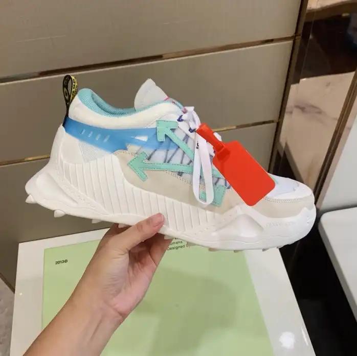 hype Off-White Sneakers